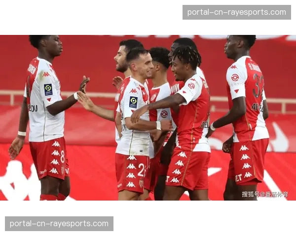 禁赛九个月后，丰塞卡如何引领里昂打出疯狂13连胜？